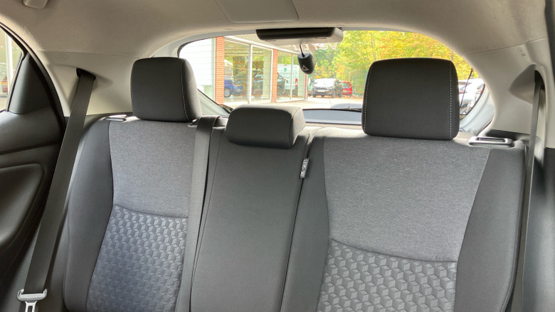 Toyota Yaris 1.5 Hybrid Icon 5dr CVT Hybrid Hatchback